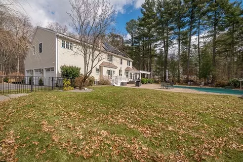 18 Thayer Rd, Mendon, MA 01756 photo 37