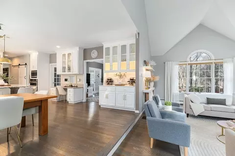 18 Thayer Rd, Mendon, MA 01756 photo 7