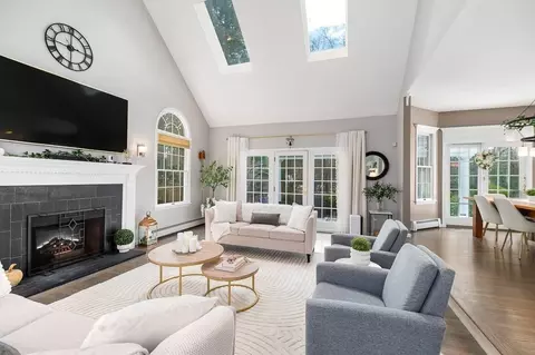 18 Thayer Rd, Mendon, MA 01756 photo 6