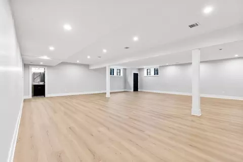 969 South St, Needham, MA 02492 photo 23