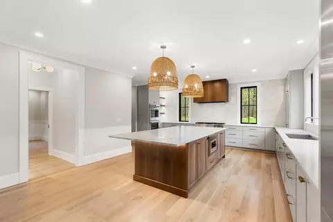 969 South St, Needham, MA 02492 photo 10