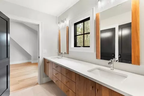 969 South St, Needham, MA 02492 photo 18
