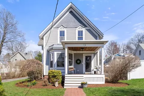 13 Harrison St, Wayland, MA 01778