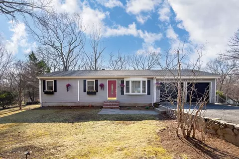 2 Freeman St, Berkley, MA 02779 photo 3