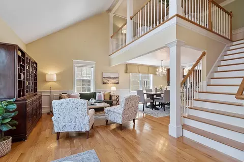 10 Ellsworth Village Rd #10, Acton, MA 01720