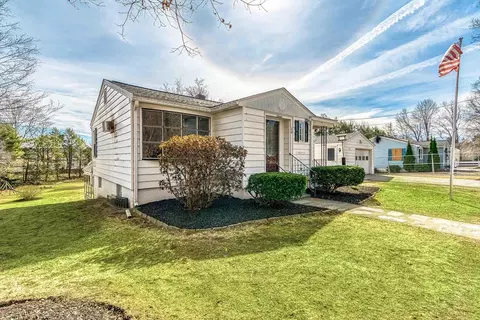 16 Marble Rd, Sutton, MA 01590
