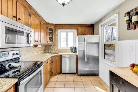 Kitchen - 16 Marble Rd, Sutton, MA 01590 photo 1 of 3