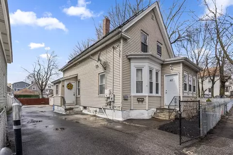 62 Phillips St, Methuen, MA 01844