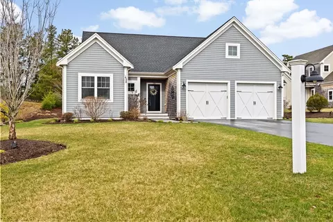 39 White Clover Trl, Plymouth, MA 02360