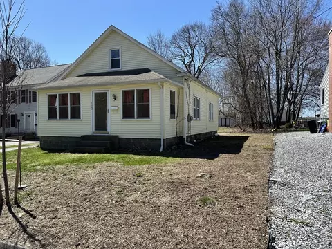 112 Epworth St, Worcester, MA 01610