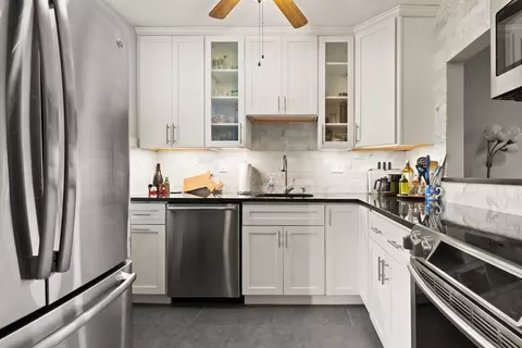 88 Gordon St #402, Boston, MA 02135