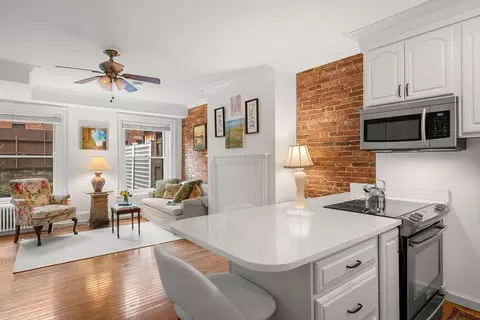 337 Marlborough St #1B, Boston, MA 02115