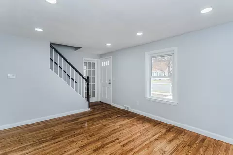 90 Eddy St, Springfield, MA 01104 photo 9