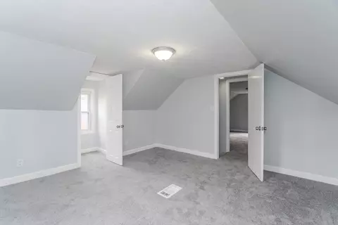 90 Eddy St, Springfield, MA 01104 photo 25
