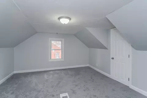 90 Eddy St, Springfield, MA 01104 photo 23
