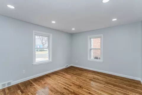 90 Eddy St, Springfield, MA 01104 photo 10