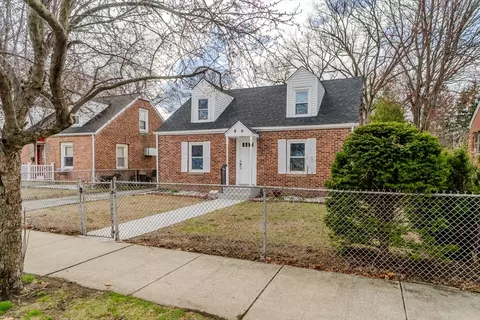90 Eddy St, Springfield, MA 01104 photo 3