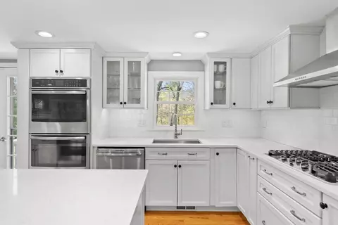 10 Codding Rd, Attleboro, MA 02703 photo 6