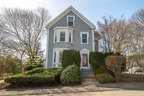 20 Manning St #1, Ipswich, MA 01938