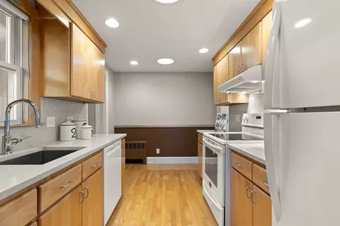 31 Summer Ave, Reading, MA 01867 photo 17