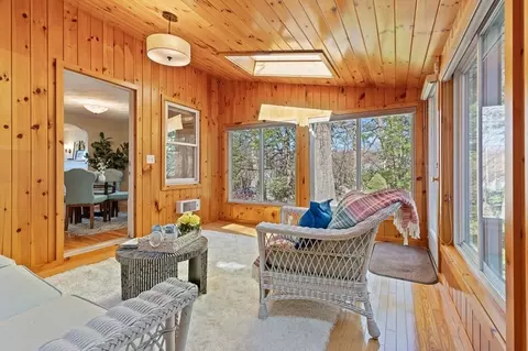 31 Summer Ave, Reading, MA 01867 photo 14