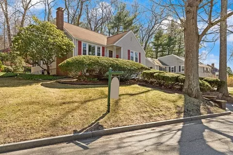 31 Summer Ave, Reading, MA 01867 photo 3