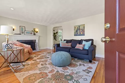 31 Summer Ave, Reading, MA 01867 photo 5