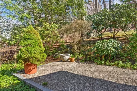 31 Summer Ave, Reading, MA 01867 photo 34