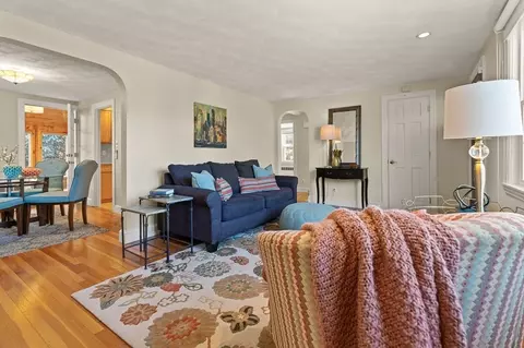 31 Summer Ave, Reading, MA 01867 photo 8