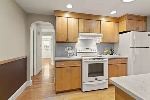 31 Summer Ave, Reading, MA 01867 photo 19