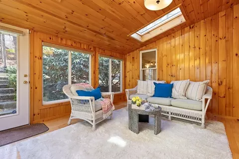 31 Summer Ave, Reading, MA 01867 photo 13