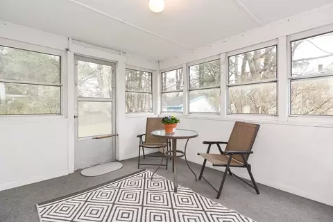 10 Smith St, Attleboro, MA 02703 photo 5