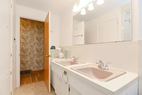 10 Smith St, Attleboro, MA 02703 photo 20