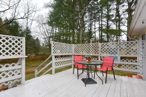 10 Smith St, Attleboro, MA 02703 photo 33