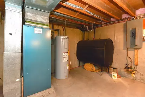 10 Smith St, Attleboro, MA 02703 photo 36