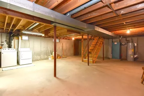 10 Smith St, Attleboro, MA 02703 photo 35