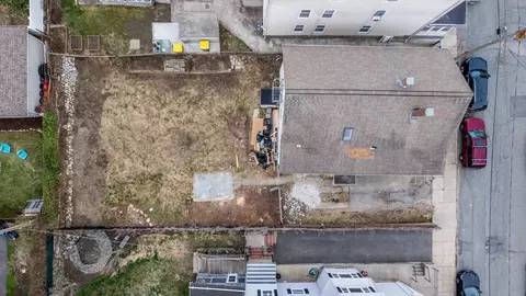 68 Goss, Fall River, MA 02723 photo 31