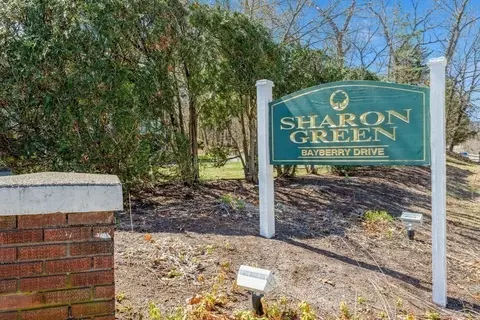 43 Bayberry Dr #4, Sharon, MA 02067