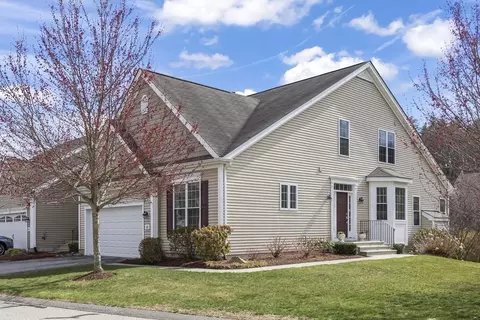 30 Heather Ln #54, Stow, MA 01775