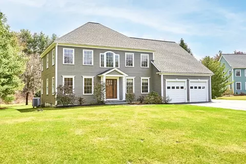 30 Heritage Ln, Stow, MA 01775