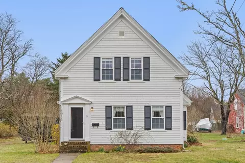 11 Maple Ave, Kingston, MA 02364