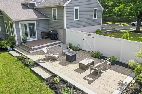 Exterior - 19 Arcadia Ave, Reading, MA 01867 photo 2 of 6