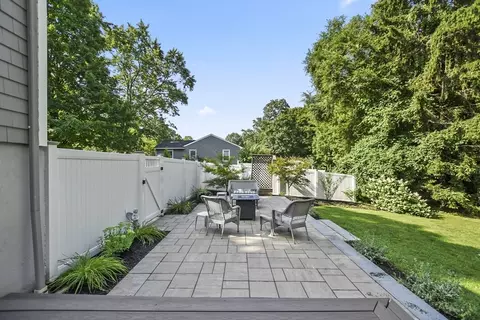 Exterior - 19 Arcadia Ave, Reading, MA 01867 photo 3 of 6
