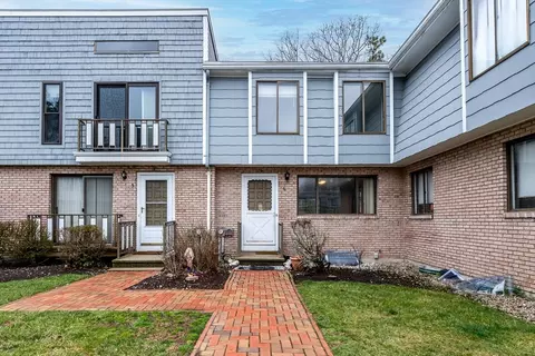 329 W Main St #26, Hyannis, MA 02601