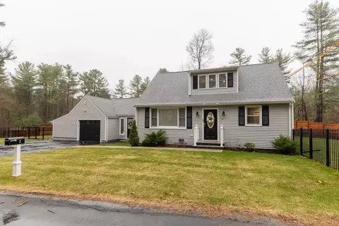 2 Ash Rd, Norfolk, MA 02056