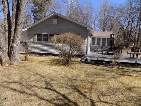 14 N Ridge St, Blandford, MA 01008