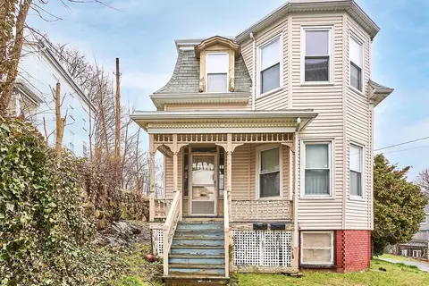 1 12 Forest Hill Ave, Lynn, MA 01904