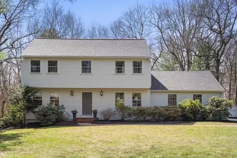 70 Wagon Rd, Westwood, MA 02090
