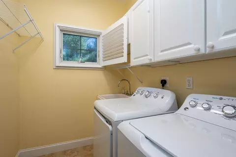 8 Anthonys Way, Mashpee, MA 02649 photo 9