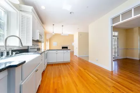 8 Anthonys Way, Mashpee, MA 02649 photo 5